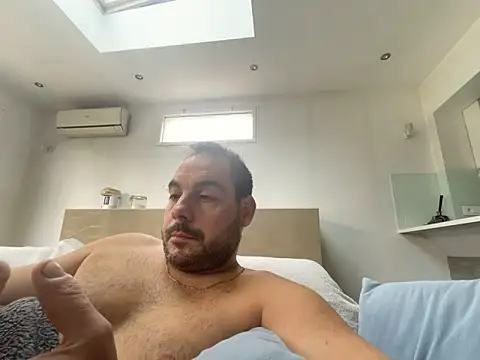 justeqqun online show from 11-10-25, 10:36