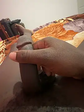 Snapshot of bakaga chatting on 02-15-25, 12:22 bakaga online show from 02-15-25, 12:22