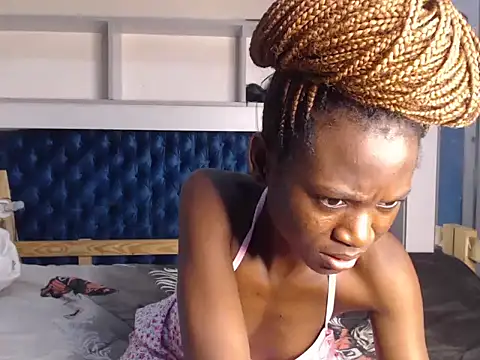 Snapshot of YoungDiva69 chatting on 02-01-25, 07:34 YoungDiva69 online show from 02-01-25, 07:34