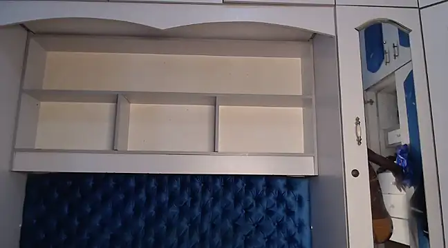 Snapshot of YoungDiva69 chatting on 03-14-25, 09:57 YoungDiva69 online show from 03-14-25, 09:57