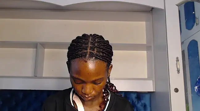 Snapshot of YoungDiva69 chatting on 03-15-25, 09:41 YoungDiva69 online show from 03-15-25, 09:41