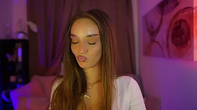 Clara Nia online show from 09-14-25, 06:40