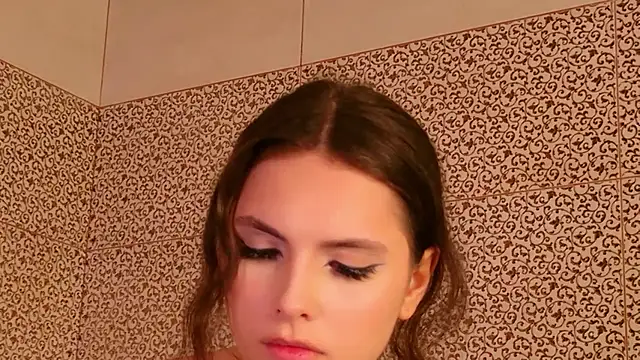 GIGI DAV online show from 10-16-25, 09:54