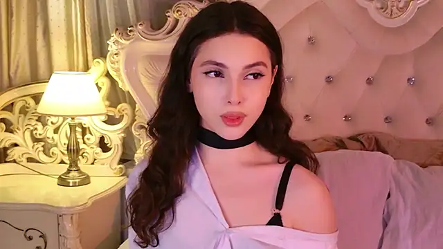 GIGI DAV online show from 11-16-25, 08:47