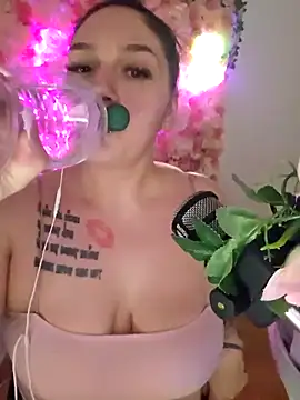 Jinyxx3 online show from 03-10-25, 11:42