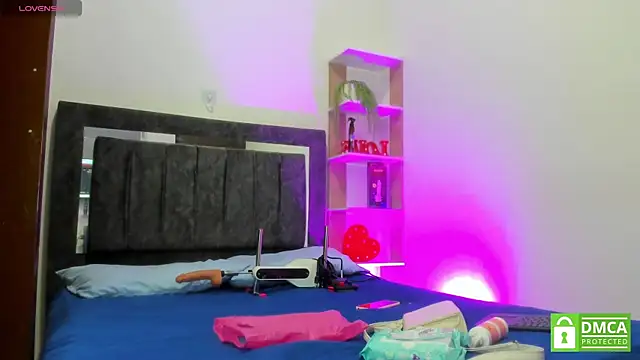 Nicol TransGirl online show from 04-29-26, 05:22