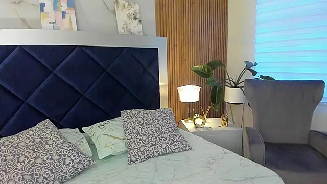 IsabelaWoods online show from 04-17-26, 10:57