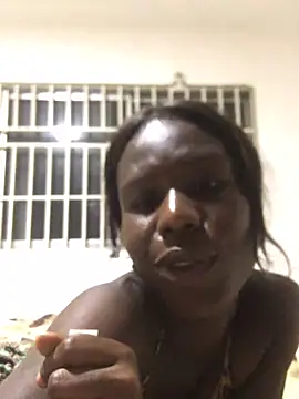 Snapshot of cutee2000 chatting on 02-21-25, 05:02 cutee2000 online show from 02-21-25, 05:02