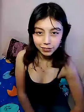 Snapshot of LiLy_kIndly chatting on 02-08-25, 11:34 LiLy kIndly online show from 02-08-25, 11:34