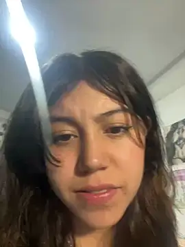 Snapshot of LiLy_kIndly chatting on 10-10-25, 11:04 LiLy kIndly online show from 10-10-25, 11:04