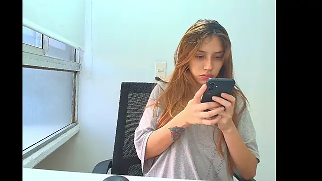 Snapshot of Alaiapink chatting on 02-16-26, 10:28 Alaiapink online show from 02-16-26, 10:28