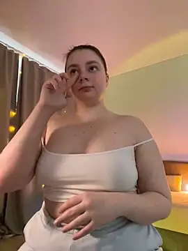 DearAlise online show from 02-05-25, 01:22