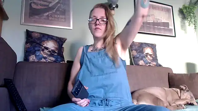 Snapshot of Astrid-Gilbert chatting on 03-18-25, 08:36 Astrid-Gilbert online show from 03-18-25, 08:36