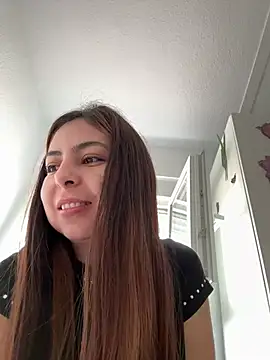 Snapshot of Mar_marz chatting on 02-28-25, 08:42 Mar marz online show from 02-28-25, 08:42