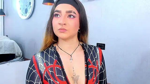 Snapshot of Shanntal_ chatting on 10-20-25, 07:36 Shanntal  online show from 10-20-25, 07:36