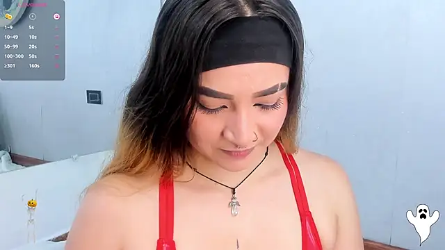 Snapshot of Shanntal_ chatting on 10-21-25, 07:36 Shanntal  online show from 10-21-25, 07:36