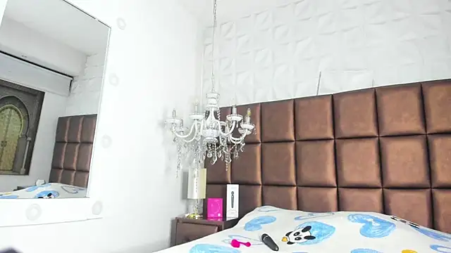 zoe taylorr1 online show from 09-19-25, 04:03