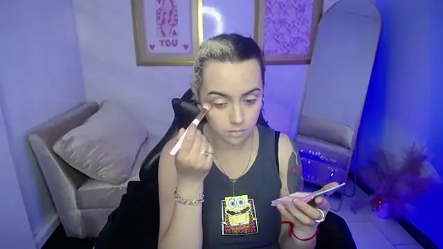 Hela v online show from 11-07-25, 01:00