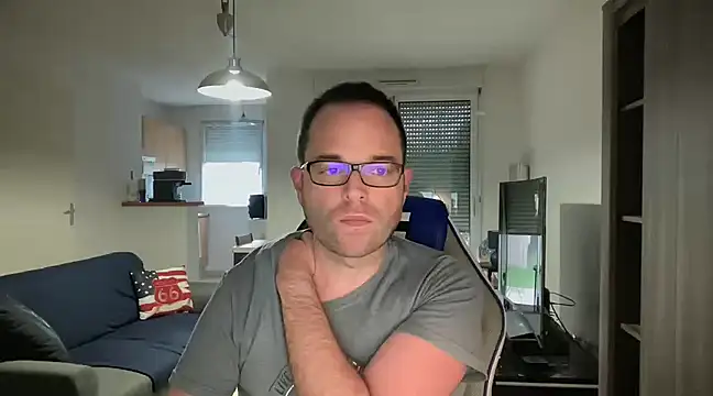 Funnyjul31 online show from 01-27-25, 04:01