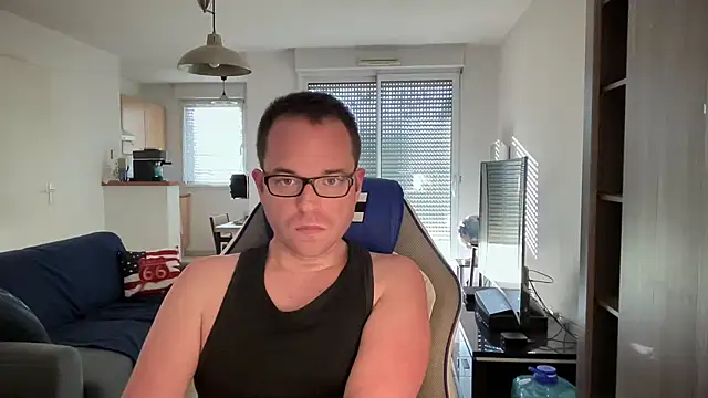 Funnyjul31 online show from 02-02-25, 03:28