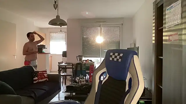 Funnyjul31 online show from 03-01-25, 05:16