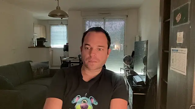 Funnyjul31 online show from 02-01-26, 01:42