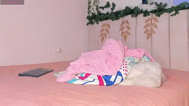 Snapshot of alice_guzman1 chatting on 11-18-25, 09:08 alice guzman1 online show from 11-18-25, 09:08