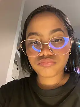 Snapshot of my_cam chatting on 02-10-25, 04:36 my cam online show from 02-10-25, 04:36