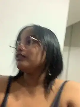 Snapshot of my_cam chatting on 02-28-25, 02:09 my cam online show from 02-28-25, 02:09