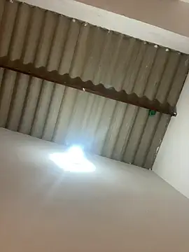 Snapshot of my_cam chatting on 03-09-25, 09:25 my cam online show from 03-09-25, 09:25