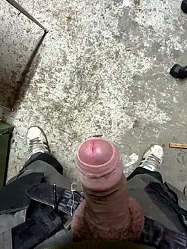 Snapshot of bigplut chatting on 11-15-25, 04:58 bigplut online show from 11-15-25, 04:58