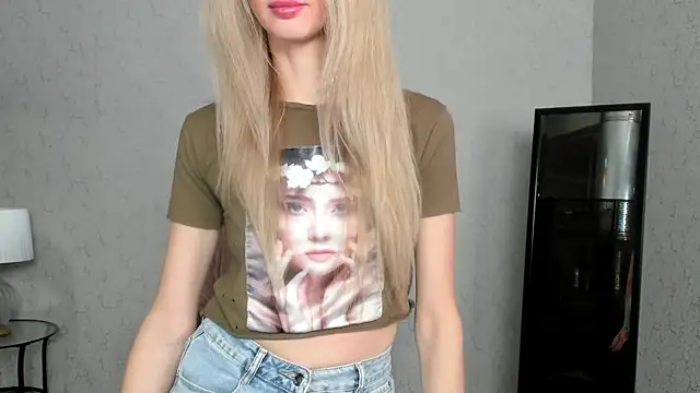 skinnyladyy online show from 02-08-25, 02:04