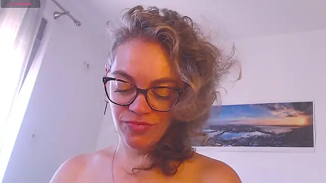 Ju-Hot online show from 09-15-25, 02:28