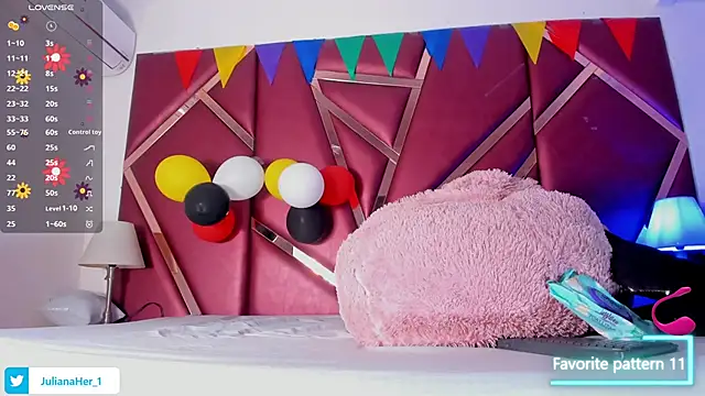 JulianaaHerrera online show from 10-04-25, 11:19