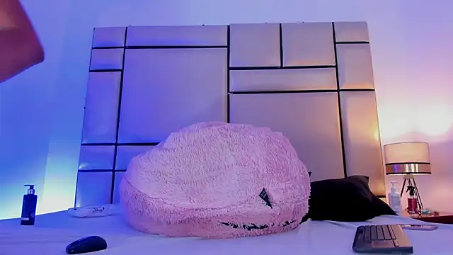 JulianaaHerrera online show from 10-23-25, 11:20