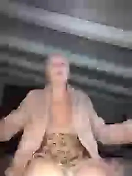 Snapshot of divinaerotica chatting on 02-06-25, 05:51 divinaerotica online show from 02-06-25, 05:51