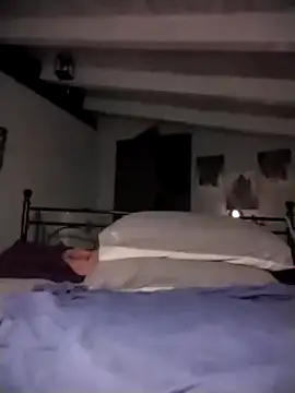 Snapshot of divinaerotica chatting on 11-08-25, 08:18 divinaerotica online show from 11-08-25, 08:18