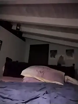 Snapshot of divinaerotica chatting on 12-13-25, 09:09 divinaerotica online show from 12-13-25, 09:09