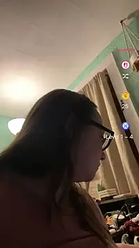 Snapshot of JuicyLuciee chatting on 02-28-25, 12:54 JuicyLuciee online show from 02-28-25, 12:54