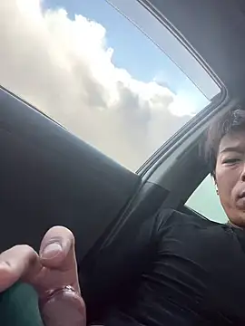 Snapshot of Yu0226 chatting on 02-04-25, 05:10 Yu0226 online show from 02-04-25, 05:10