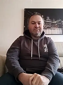 Pourleplasirs online show from 02-21-25, 12:39