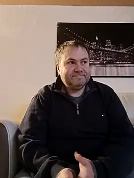 Pourleplasirs online show from 03-02-25, 01:04