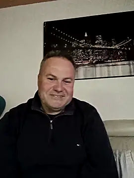 Pourleplasirs online show from 05-16-26, 11:36