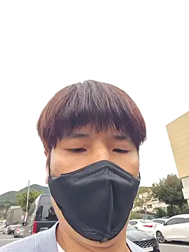 Tyyyggjju online show from 10-30-25, 07:32