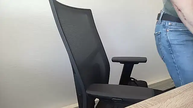 bullyboyy online show from 04-30-26, 01:17