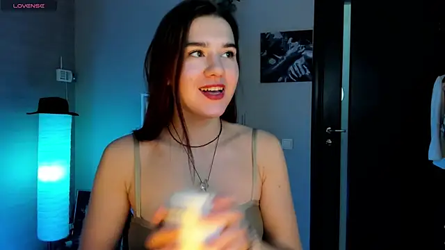 Snapshot of Sweetie_Catt chatting on 02-18-25, 08:27 Sweetie Catt online show from 02-18-25, 08:27