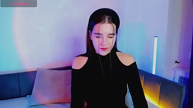 Snapshot of Sweetie_Catt chatting on 03-02-25, 08:38 Sweetie Catt online show from 03-02-25, 08:38