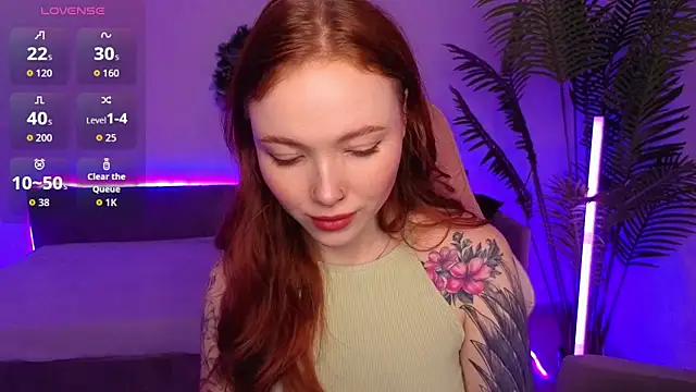 Maya Light online show from 12-22-25, 02:08