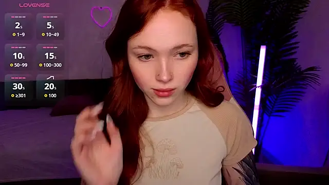 Maya Light online show from 02-19-26, 01:56