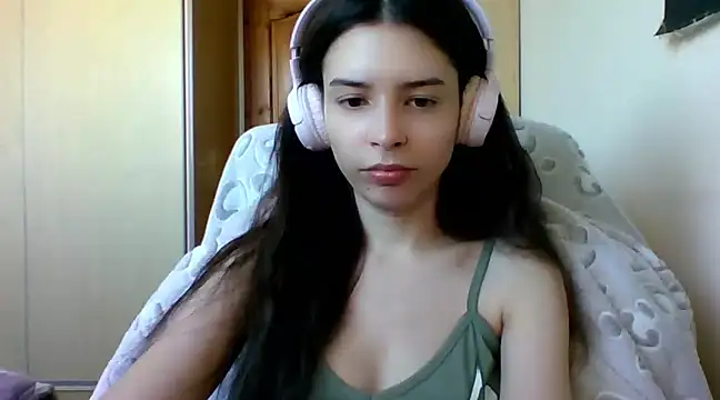 LariceSexy online show from 02-19-25, 01:06